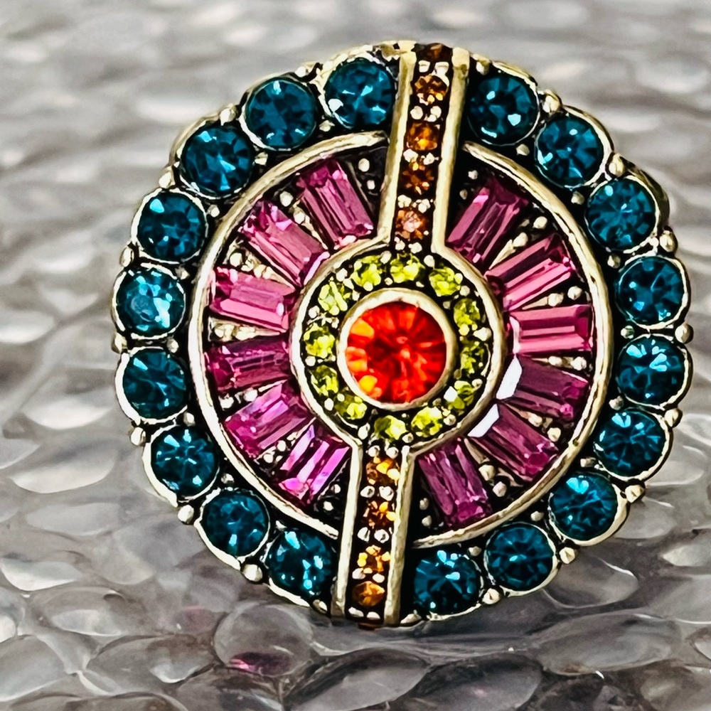 Heidi Daus SIZE 8 Statement Ring 🆕 “Guilty Pleasure” in black ring box - Picture 4 of 10